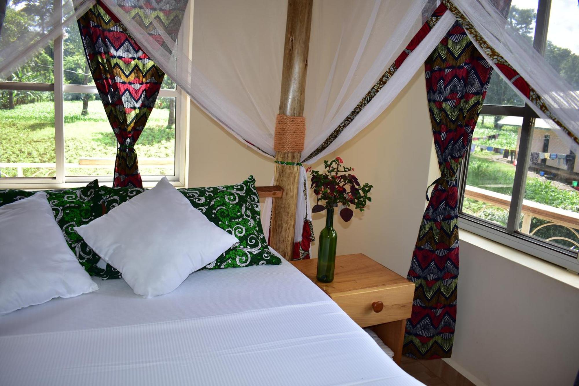 Kilimanjaro Accommodation Msaranga Exteriör bild