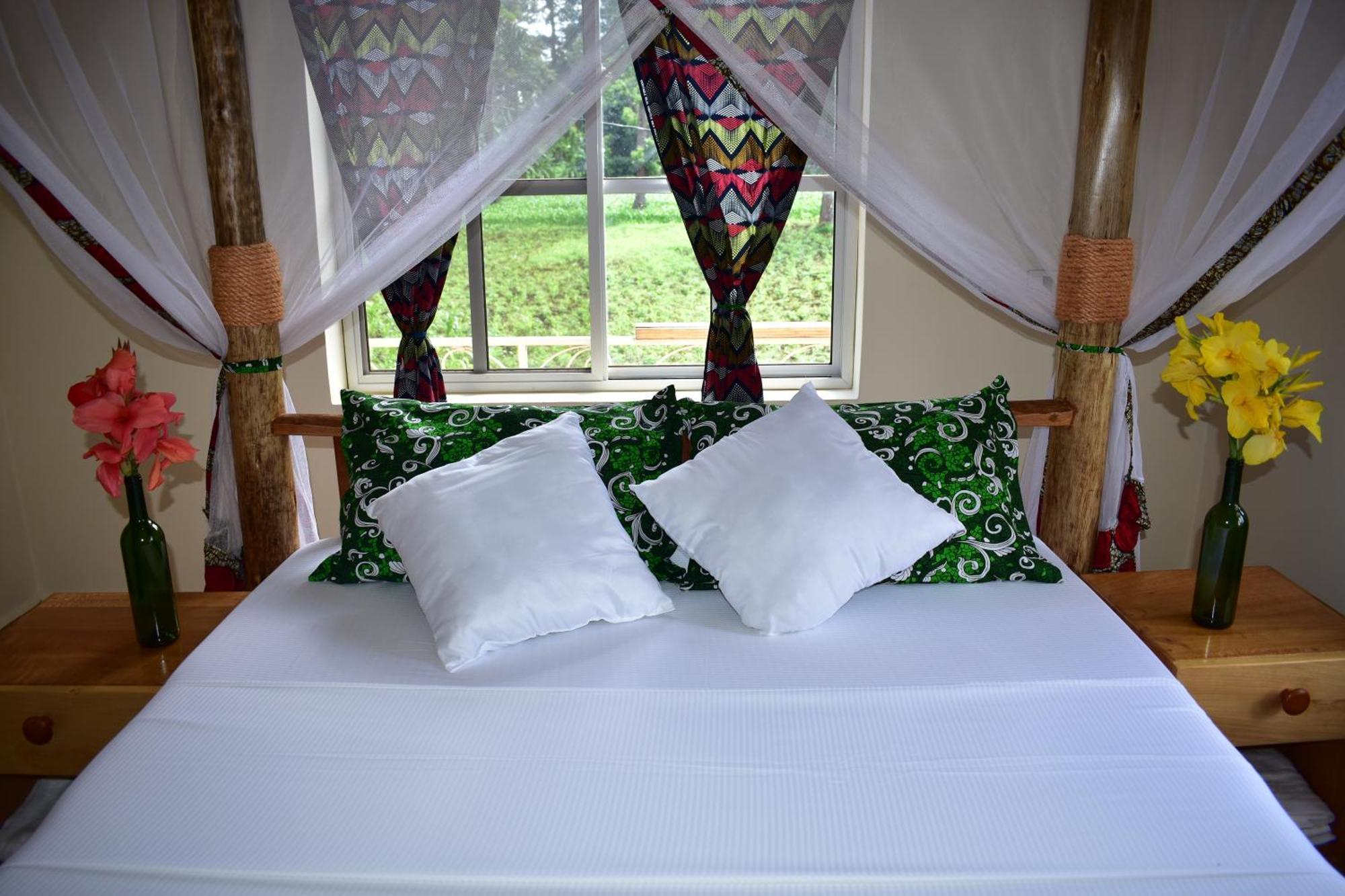 Kilimanjaro Accommodation Msaranga Exteriör bild