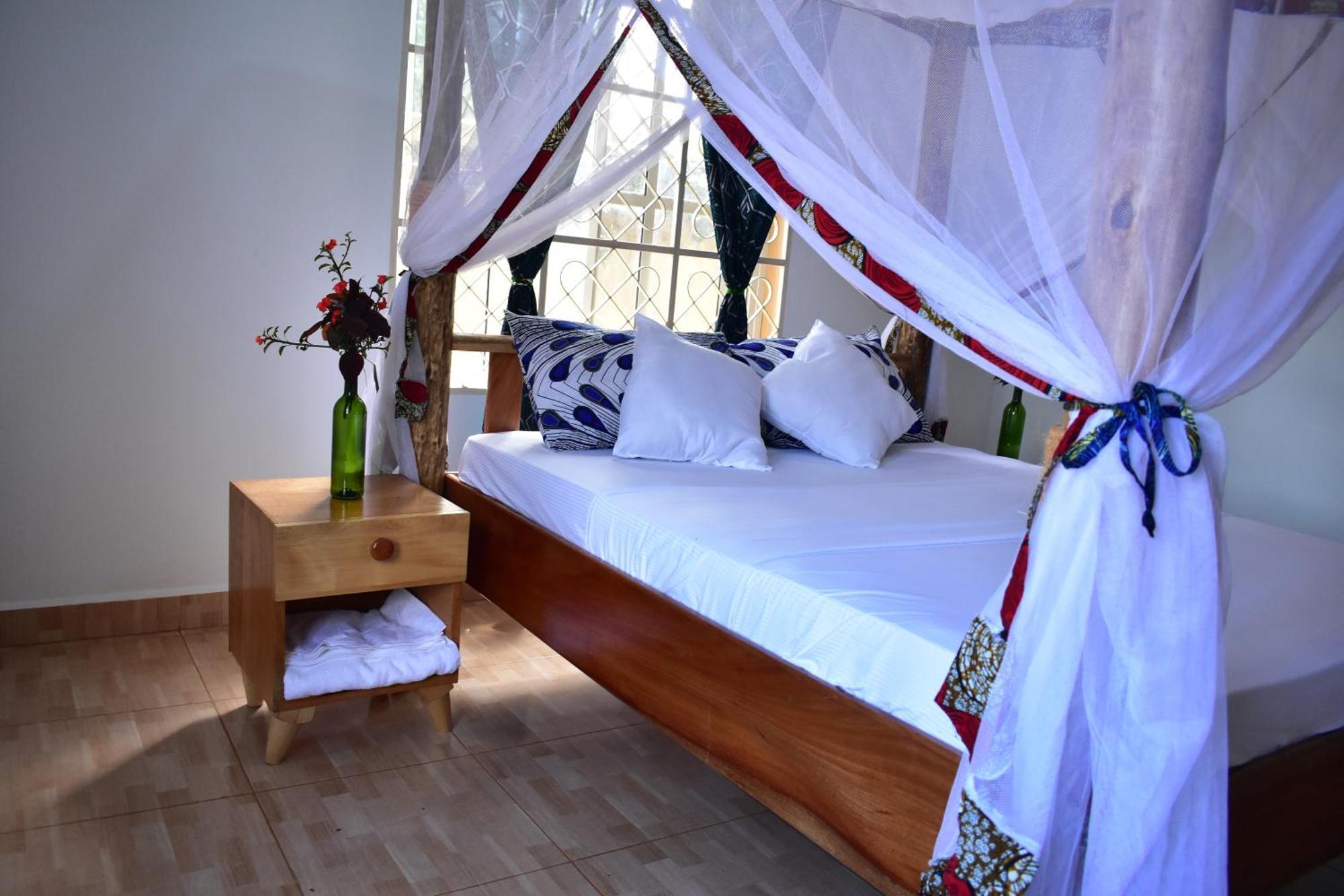 Kilimanjaro Accommodation Msaranga Exteriör bild
