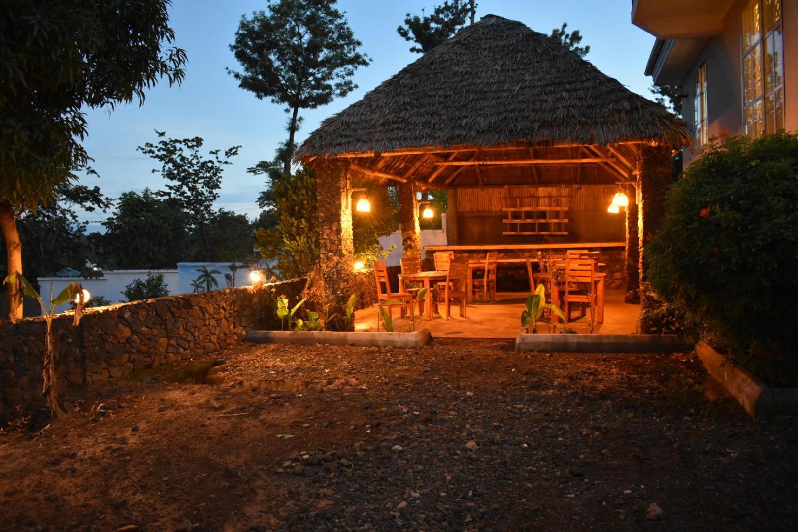 Kilimanjaro Accommodation Msaranga Exteriör bild