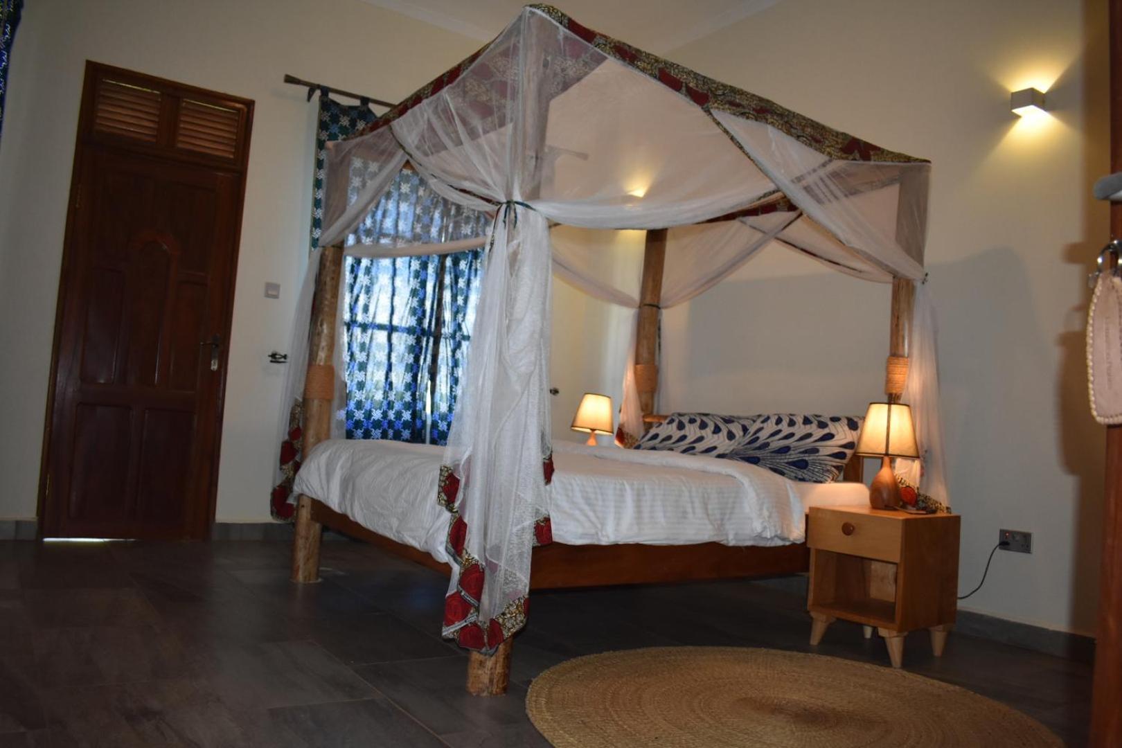 Kilimanjaro Accommodation Msaranga Exteriör bild